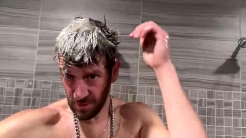 Snapshot of 0000000010000000 chatting on 10.26.25 AlphaDragon online show from 10.26.25