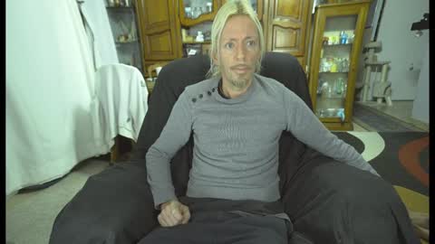 jeff online show from 12.31.24