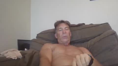 Snapshot of 00superdick chatting on 03.17.26 00superdick online show from 03.17.26