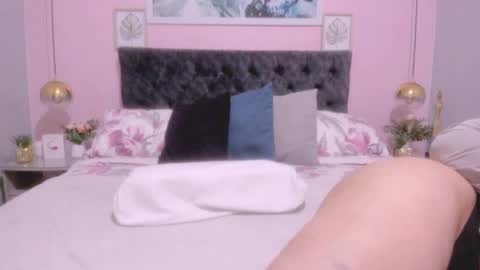 Snapshot of 00valeriasexxx chatting on 12.17.24 Valeria online show from 12.17.24