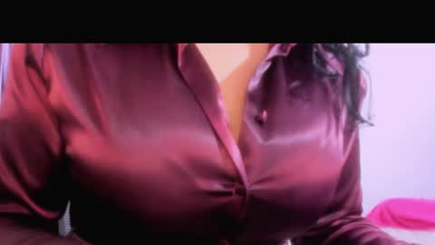 Snapshot of 00valeriasexxx chatting on 01.12.25 Valeria online show from 01.12.25