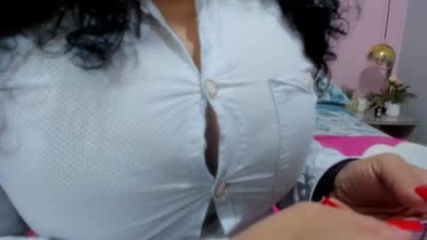 Snapshot of 00valeriasexxx chatting on 01.29.25 Valeria online show from 01.29.25