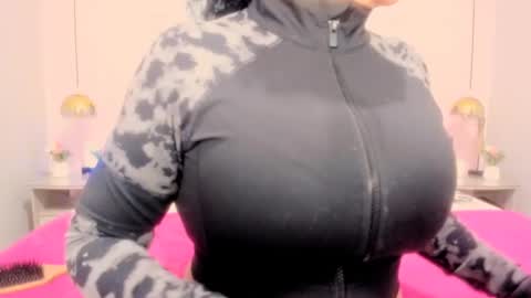 Snapshot of 00valeriasexxx chatting on 02.26.25 Valeria online show from 02.26.25