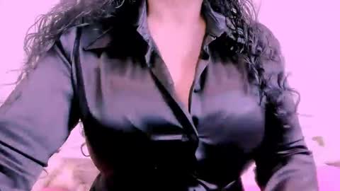 Snapshot of 00valeriasexxx chatting on 11.08.25 Valeria online show from 11.08.25