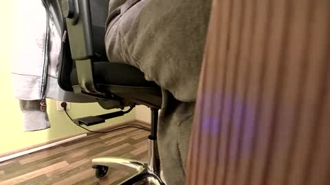 Snapshot of 0815____pet chatting on 09.14.25 Peter online show from 09.14.25