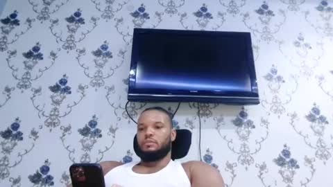 Snapshot of 0_kingsley chatting on 01.16.25 Kingsley online show from 01.16.25