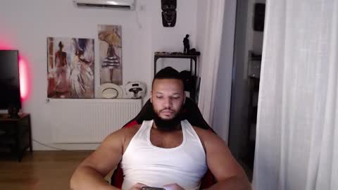 Snapshot of 0_kingsley chatting on 11.03.25 Kingsley online show from 11.03.25