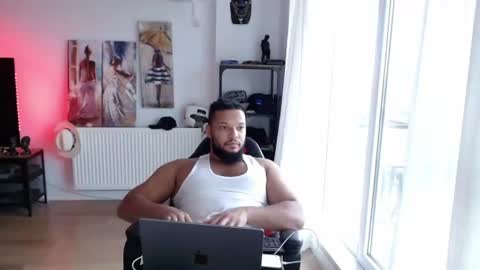 Kingsley online show from 07.08.26