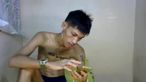 Snapshot of 0cir_asiansatisfy chatting on 12.05.24 RICK online show from 12.05.24