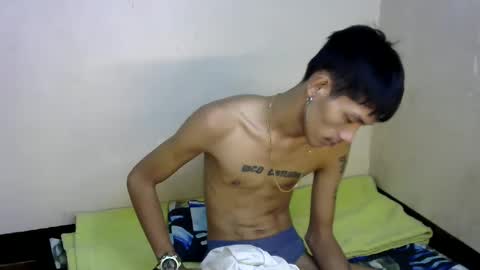 Snapshot of 0cir_asiansatisfy chatting on 12.18.24 RICK online show from 12.18.24