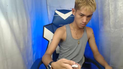 Snapshot of 0cir_asiansatisfy chatting on 11.06.25 RICK online show from 11.06.25