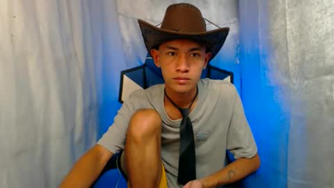 Snapshot of 0cir_asiansatisfy chatting on 12.04.25 RICK online show from 12.04.25