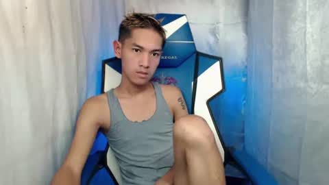 Snapshot of 0cir_asiansatisfy chatting on 12.15.25 RICK online show from 12.15.25
