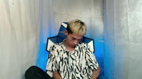 Snapshot of 0cir_asiansatisfy chatting on 01.05.26 RICK online show from 01.05.26