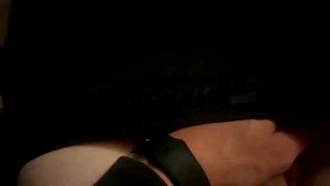 Snapshot of 0dredre chatting on 11.03.25 0dredre online show from 11.03.25