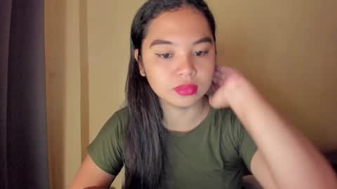 Snapshot of 0wwlo0k chatting on 10.12.25 0wwlo0k online show from 10.12.25