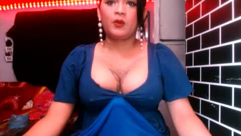 Snapshot of 11inchmonstercock4u chatting on 01.09.25  i am trixie im Your Selfsucking Mistress  online show from 01.09.25