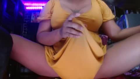  i am trixie im Your Selfsucking Mistress  online show from 11.20.25