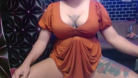 Snapshot of 11inchmonstercock4u chatting on 03.27.26 i am trixie im Your Selfsucking Mistress online show from 03.27.26