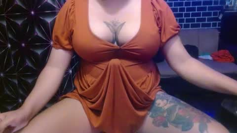 Snapshot of 11inchmonstercock4u chatting on 03.29.26 i am trixie im Your Selfsucking Mistress online show from 03.29.26
