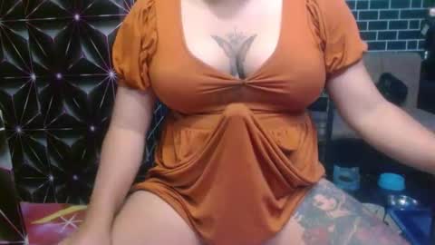 Snapshot of 11inchmonstercock4u chatting on 04.09.26 i am trixie im Your Selfsucking Mistress online show from 04.09.26