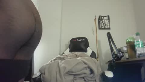 Snapshot of 11inchtattedtrinibad chatting on 09.15.25 11inchtattedtrinibad online show from 09.15.25