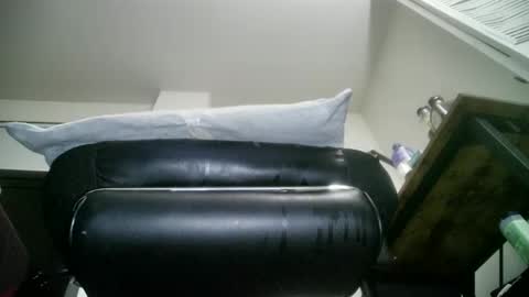 Snapshot of 11inchtattedtrinibad chatting on 11.28.25 11inchtattedtrinibad online show from 11.28.25