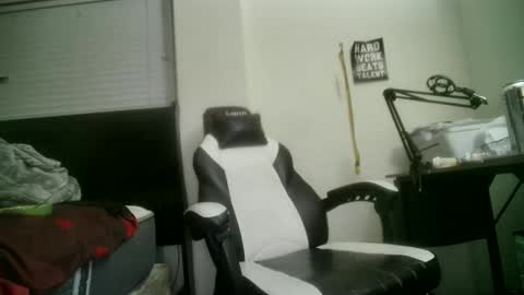 Snapshot of 11inchtattedtrinibad chatting on 12.05.25 11inchtattedtrinibad online show from 12.05.25