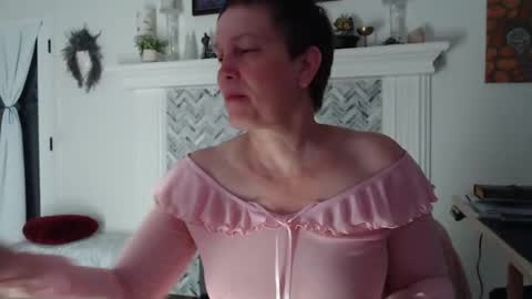 Aurora Willows online show from 03.02.26