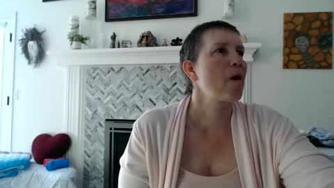 Snapshot of 11willowandjohn11 chatting on 06.01.26 Aurora Willows online show from 06.01.26
