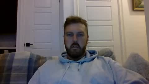 Snapshot of 123holt123 chatting on 10.19.25 123holt123 online show from 10.19.25