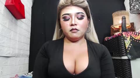 sexy kia online show from 11.21.25