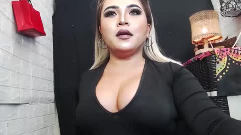 sexy kia online show from 11.28.25