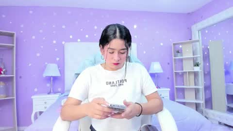 Scarlette  online show from 12.03.25