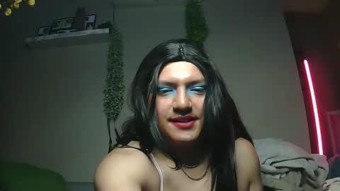 17carrjo974416 online show from 05.04.26