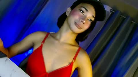 Snapshot of 18_nicole chatting on 03.08.25 barbie online show from 03.08.25