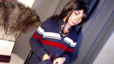 Snapshot of 18_nicole chatting on 02.11.26 barbie online show from 02.11.26