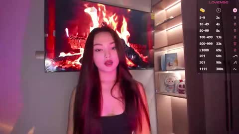 Snapshot of 1_love_8 chatting on 10.13.25 Rose Nude only In Prvt online show from 10.13.25