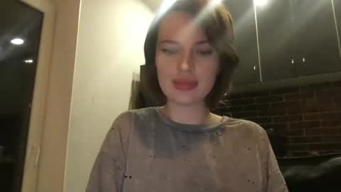 Snapshot of 1dove chatting on 12.03.24 DOVE online show from 12.03.24