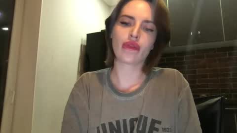 Snapshot of 1dove chatting on 12.15.24 DOVE online show from 12.15.24