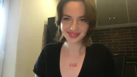 Snapshot of 1dove chatting on 12.30.24 DOVE online show from 12.30.24