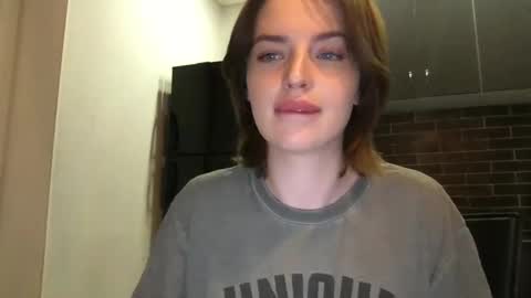 Snapshot of 1dove chatting on 01.15.25 DOVE online show from 01.15.25