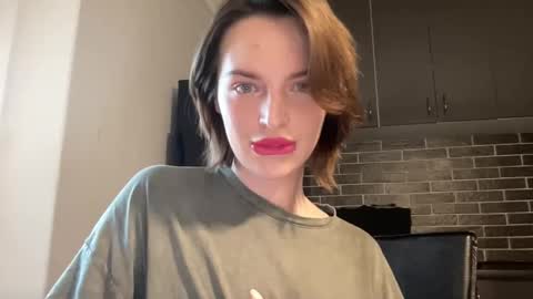 Snapshot of 1dove chatting on 02.25.25 DOVE online show from 02.25.25