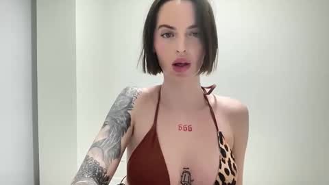 Snapshot of 1dove chatting on 03.06.26 DOVE online show from 03.06.26