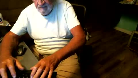 Snapshot of 1handyanddee chatting on 07.12.26 1handyanddee online show from 07.12.26