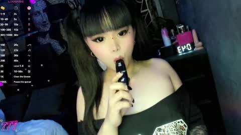 Snapshot of 1hottiegabby chatting on 05.05.26 Gabby online show from 05.05.26