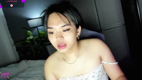 Snapshot of 1hottiegabby chatting on 06.12.26 Gabby online show from 06.12.26