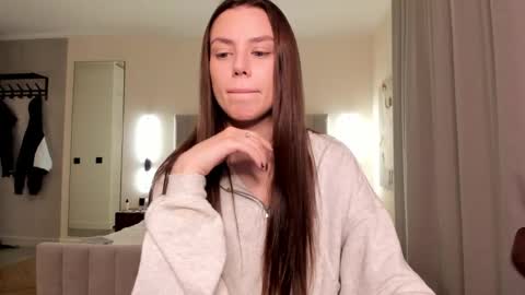 Snapshot of 1i1ypa1mer chatting on 12.14.25 Lily 3 online show from 12.14.25