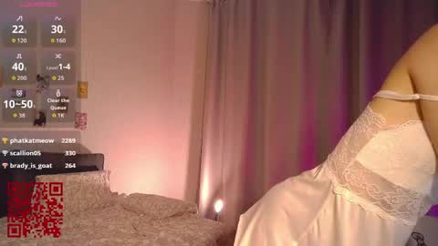 Snapshot of 1little_cherry chatting on 06.05.26 Mia online show from 06.05.26