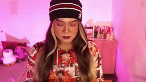 1lovelymess online show from 04.24.26